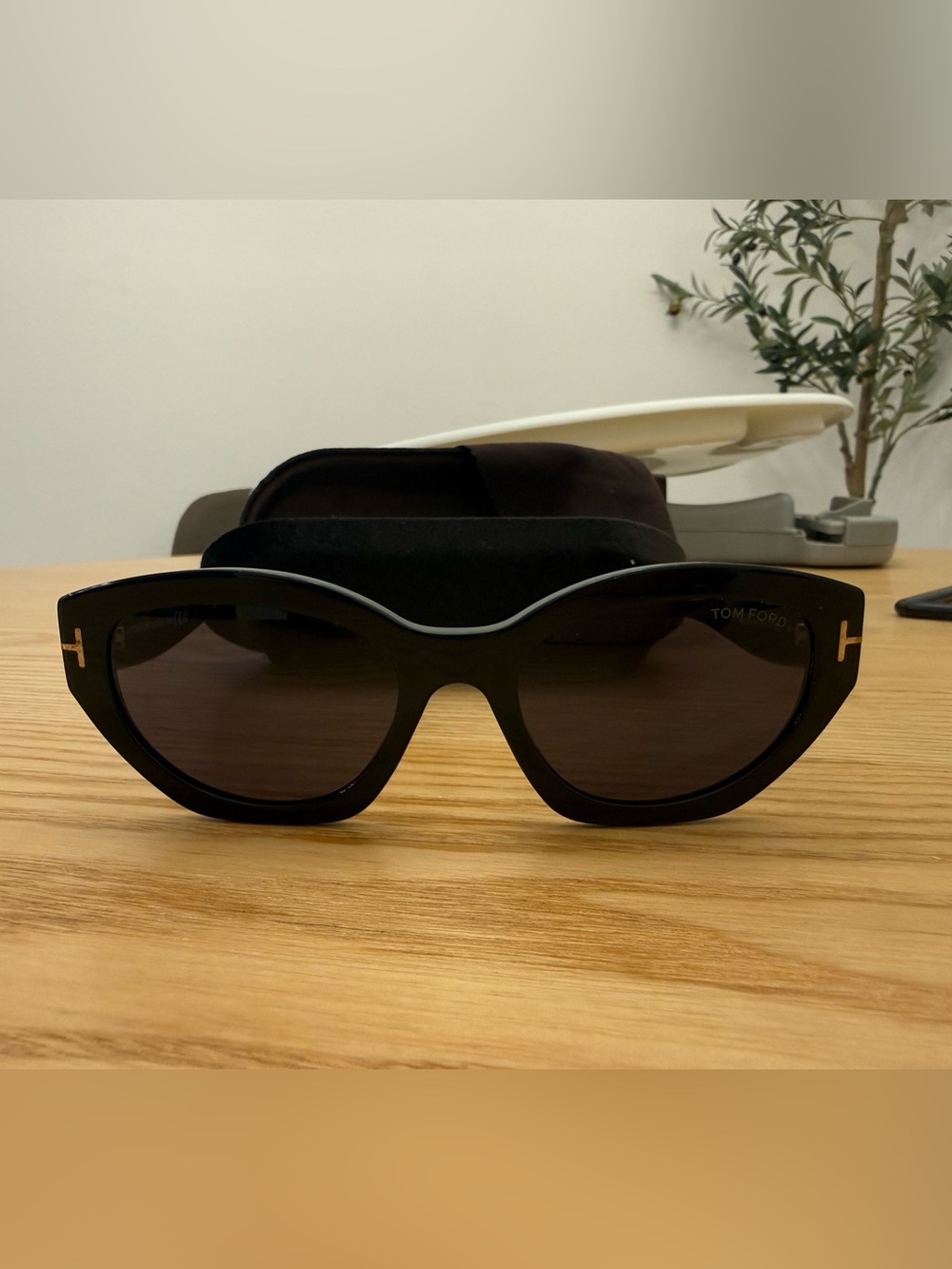 Tom Ford Penny 55 mm polarized black sunglasses